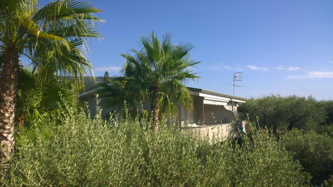 Villa La Scogliera Del Capo Santa María Exterior foto